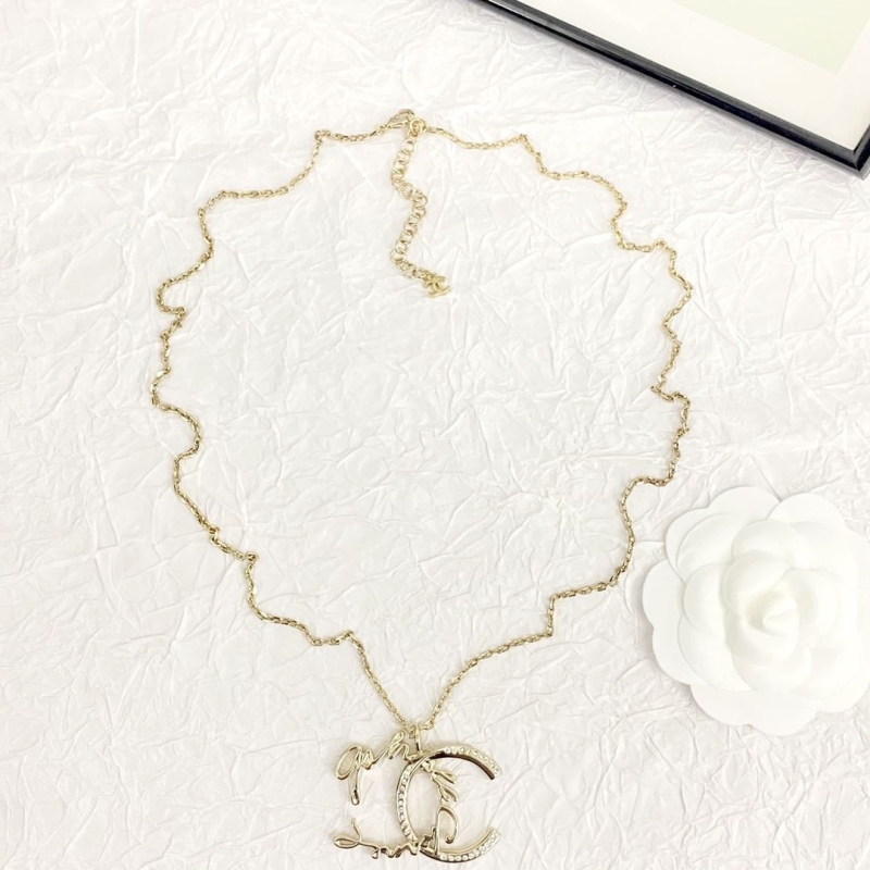 Ch**el necklaces
